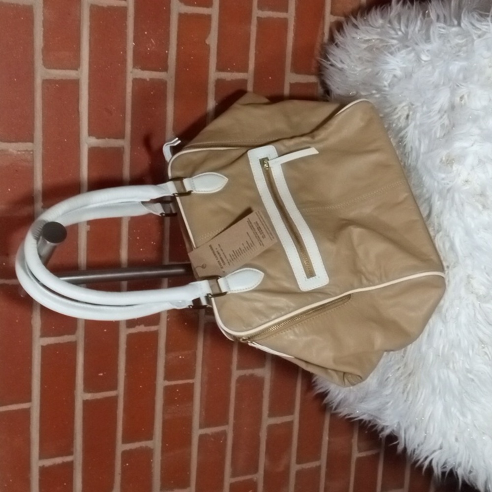 Clever Carriage Tan Leather Tote Bag with Cream Trim NWT